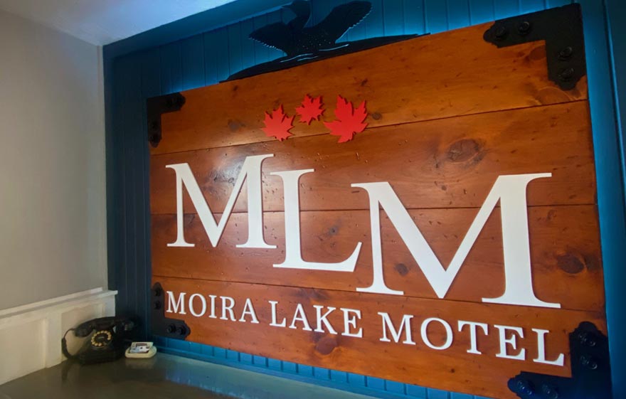 Signage Design Graphic Designer Manufacturer